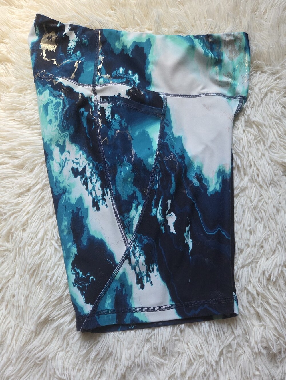 Old Navy Blue/White/Gold Marble Powersoft Bike Shorts 8" Inseam Size Womens L - Picture 8 of 9